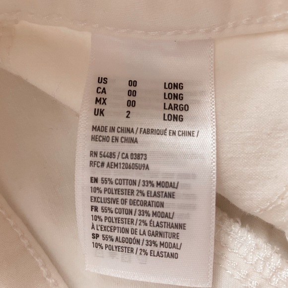 American Eagle Ripped Jeans - Picture 4 of 4